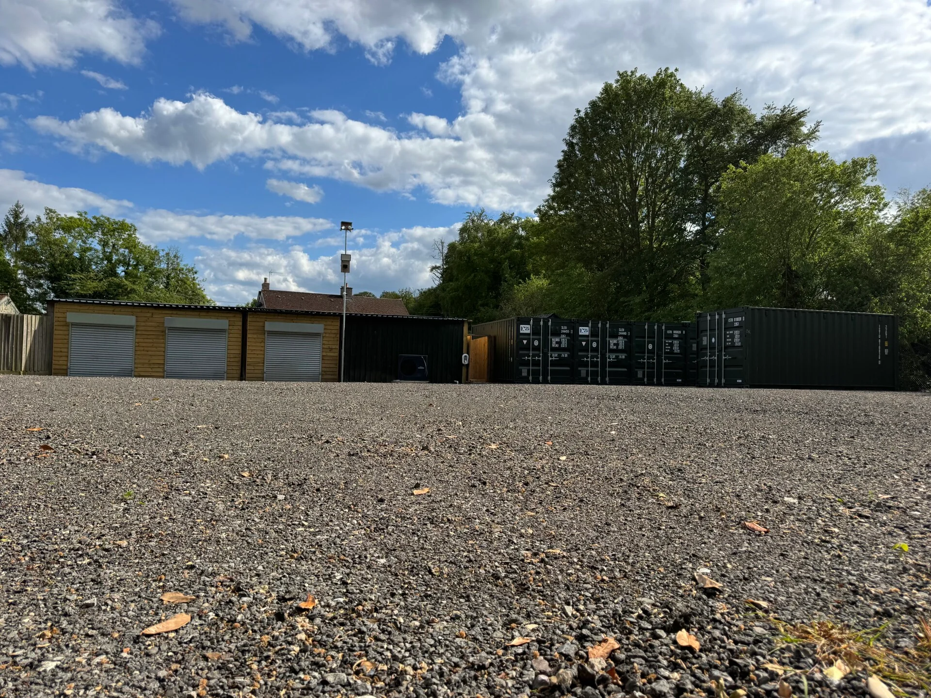 Facility grounds at Morris Safe Storage Solutions Newmarket